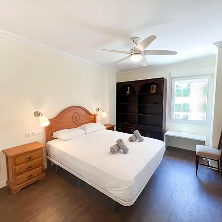Apartment 150 M From El Palo Beach, *